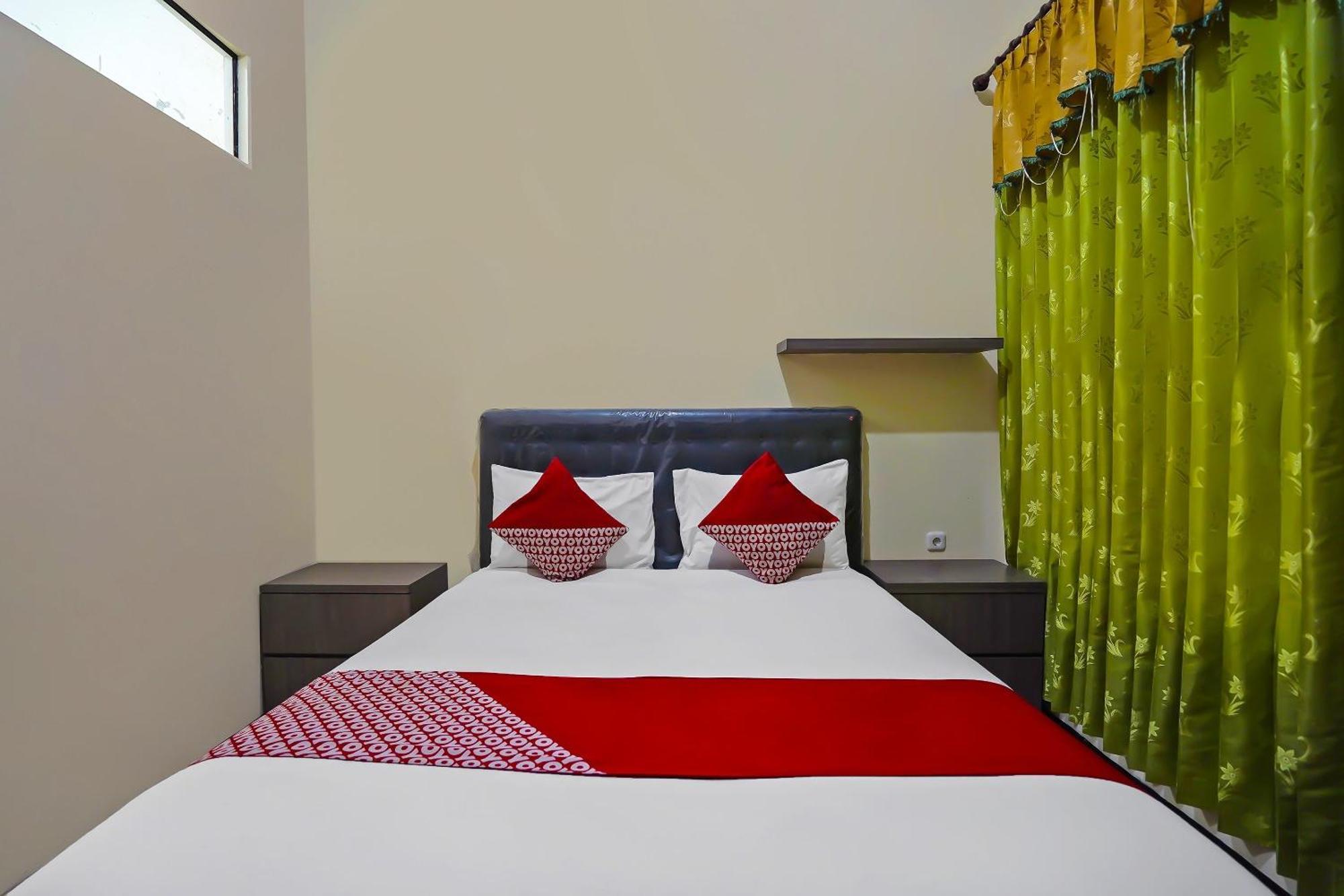 Oyo Life 511 Grace Residence Surabaya Exterior photo