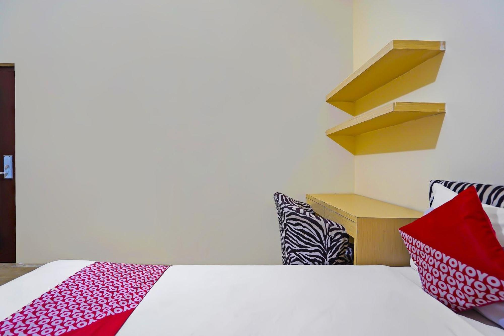 Oyo Life 511 Grace Residence Surabaya Exterior photo